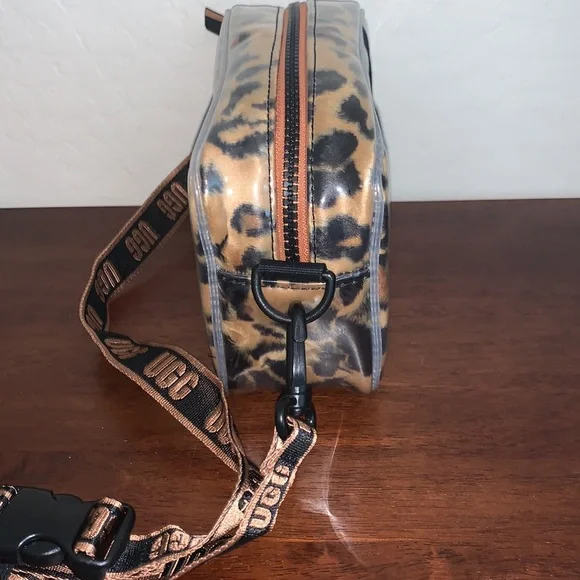 UGG BRAND NEW JANEY II CLEAR CHEETAH PRINT CROSSBODY BAG - Picture 3 of 12